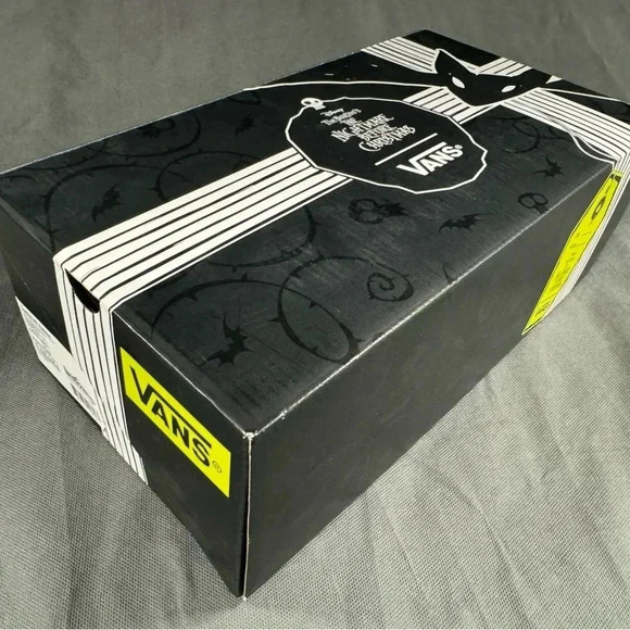 Vans x Nightmare Before Christmas Authentic CumfyCush Men's 12  NEW - Picture 3 of 12